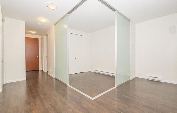 101 2065 W 12th Avenue Kitsilano