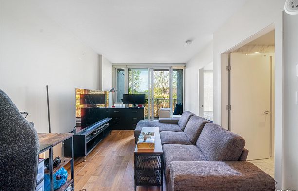 608 8488 Cornish Street S.W. Marine