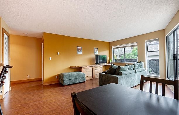 103 2001 Balsam Street Kitsilano