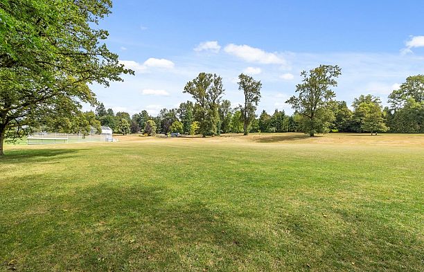210 4885 Valley Drive Quilchena