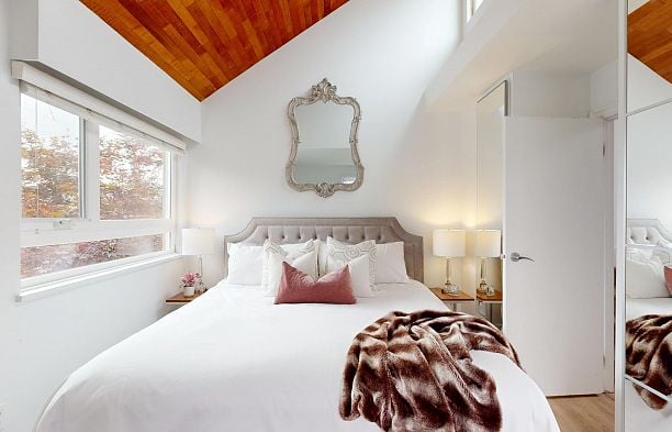 2409 W 5th Avenue Kitsilano