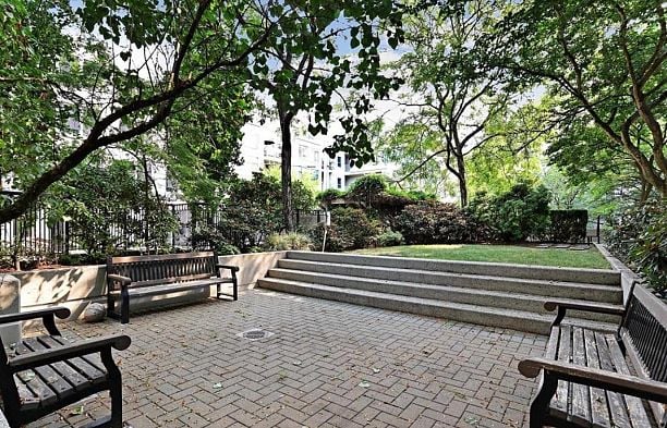 101 2065 W 12th Avenue Kitsilano