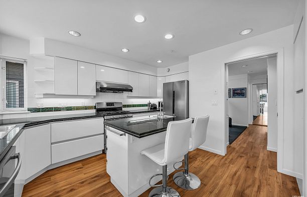 2848 W 20th Avenue Arbutus
