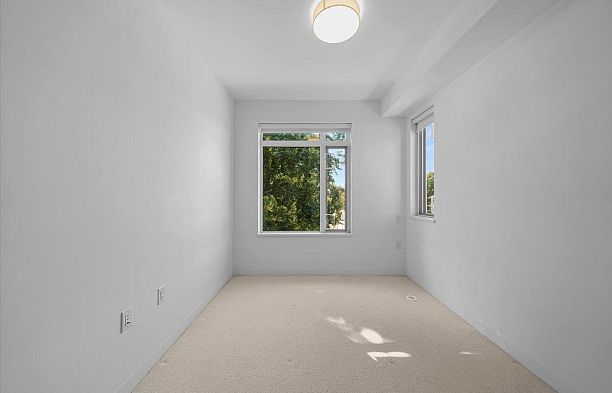 4110 Columbia Street Cambie