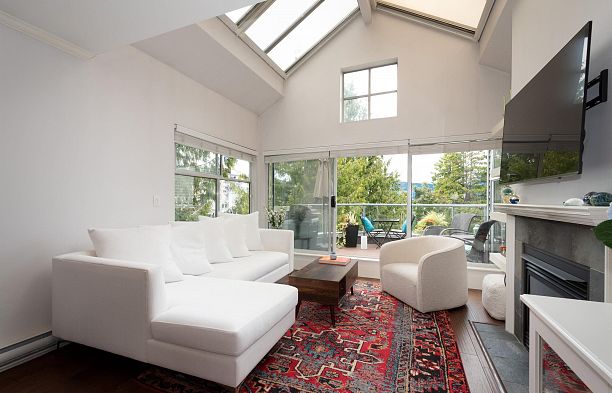402 2250 W 3rd Avenue Kitsilano