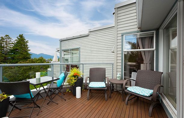 402 2250 W 3rd Avenue Kitsilano