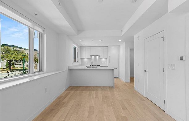 4110 Columbia Street Cambie