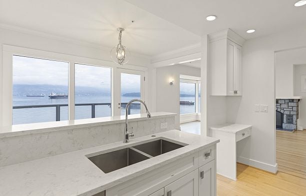 3655 Cameron Avenue Kitsilano