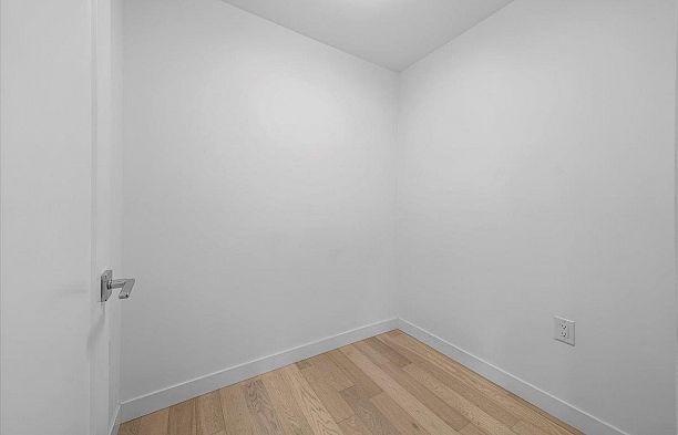 4110 Columbia Street Cambie