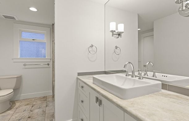 3655 Cameron Avenue Kitsilano