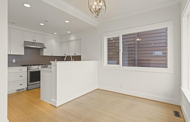 3655 Cameron Avenue Kitsilano