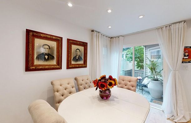 2409 W 5th Avenue Kitsilano