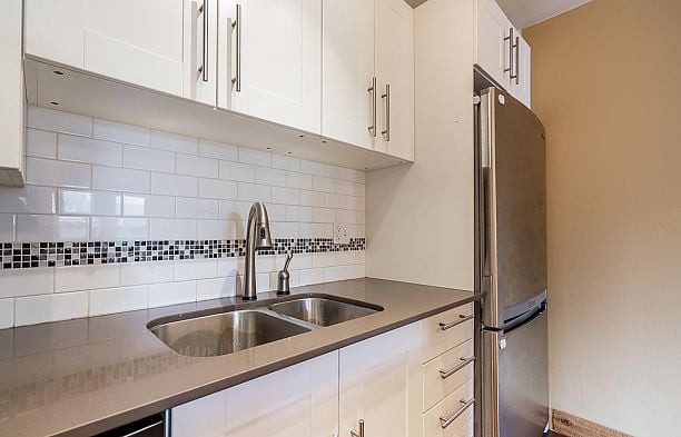 103 2001 Balsam Street Kitsilano