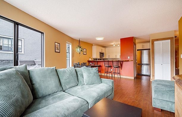 103 2001 Balsam Street Kitsilano