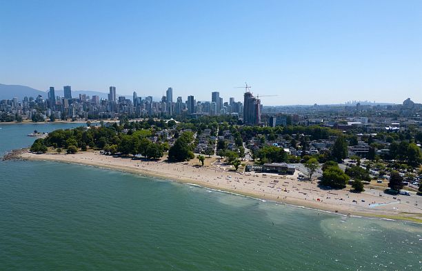 402 2250 W 3rd Avenue Kitsilano
