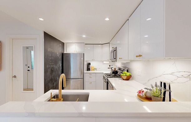 2409 W 5th Avenue Kitsilano