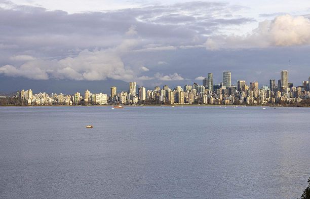 3655 Cameron Avenue Kitsilano