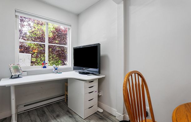 203 3278 Heather Street Cambie