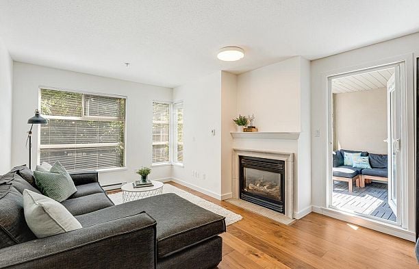 204 2181 W 12th Avenue Kitsilano