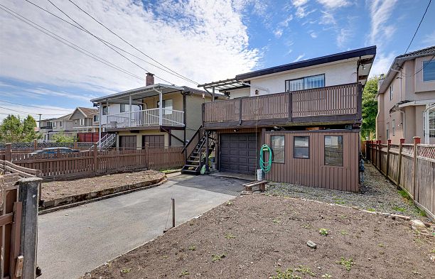 2855 W 22nd Avenue Arbutus
