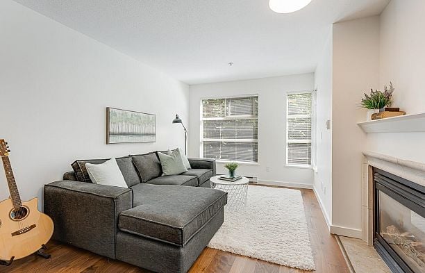 204 2181 W 12th Avenue Kitsilano