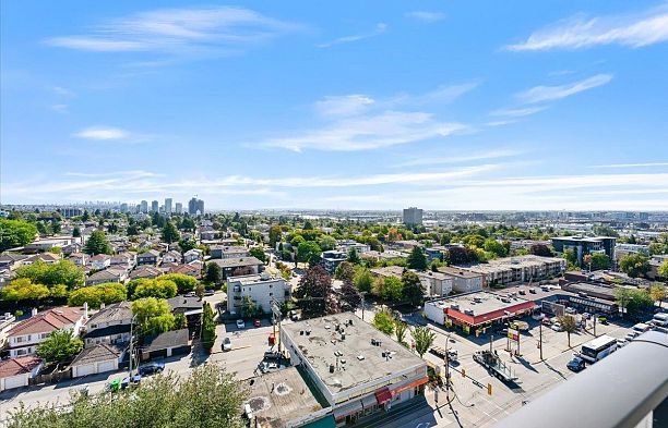 1507 8555 Granville Street S.W. Marine