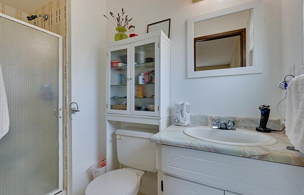 2855 W 22nd Avenue Arbutus
