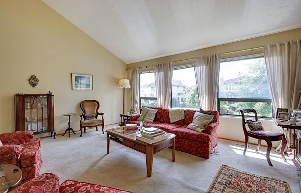 2855 W 22nd Avenue Arbutus