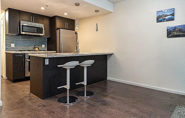 604 89 W 2nd Avenue False Creek