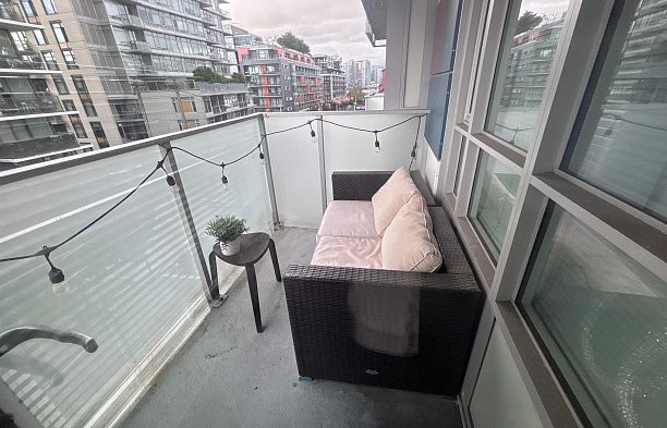 604 89 W 2nd Avenue False Creek