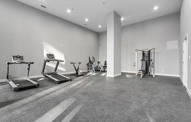 302 2033 W 10th Avenue Kitsilano