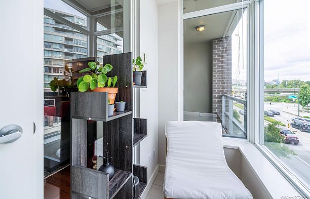 306 2055 Yukon Street False Creek