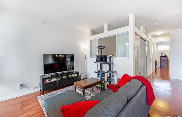 306 2055 Yukon Street False Creek