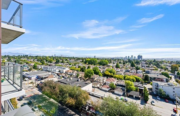 1507 8555 Granville Street S.W. Marine