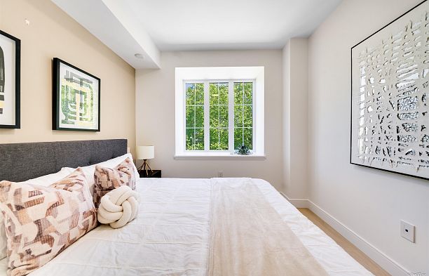204 918 W 32nd Avenue Cambie