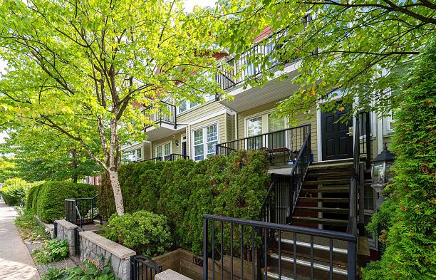 966 W 16th Avenue Cambie