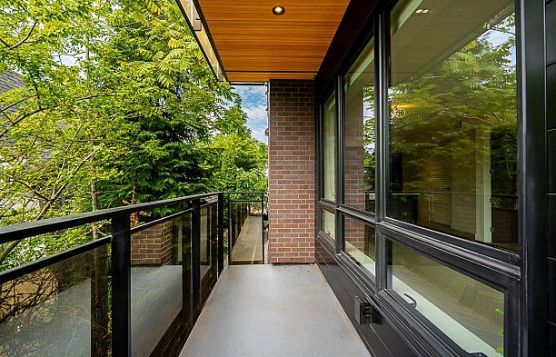 203 633 W King Edward Avenue Cambie