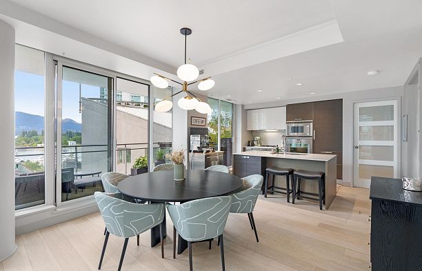 601 1499 W Pender Street Coal Harbour