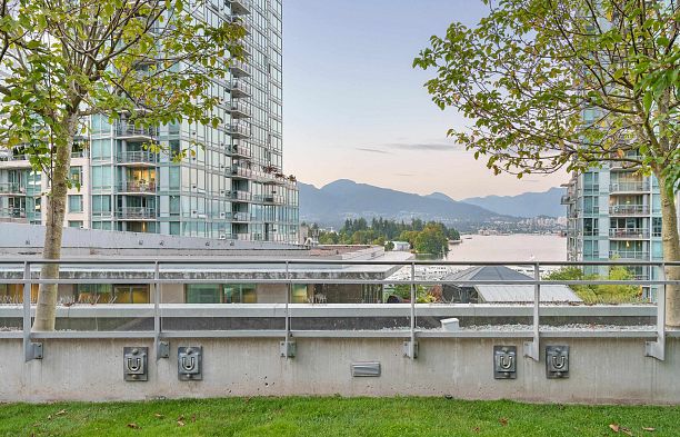 601 1499 W Pender Street Coal Harbour