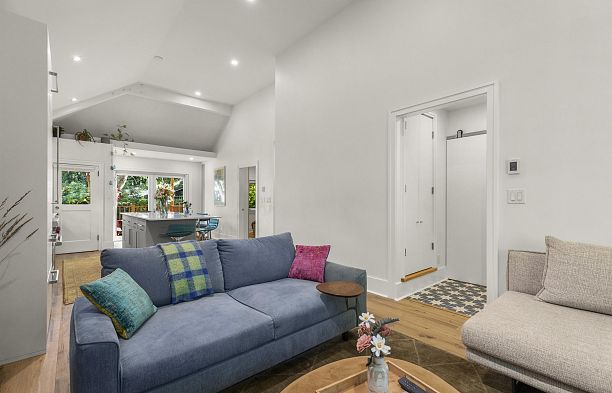 4044 W 15th Avenue Point Grey