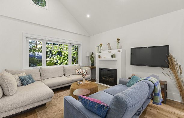 4044 W 15th Avenue Point Grey