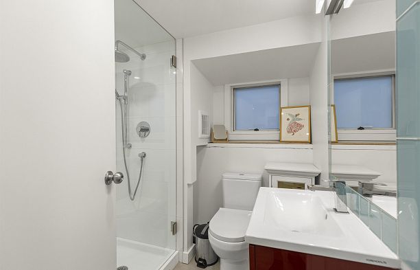 4044 W 15th Avenue Point Grey