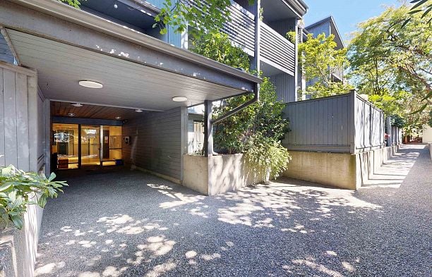 208 2173 W 6th Avenue Kitsilano