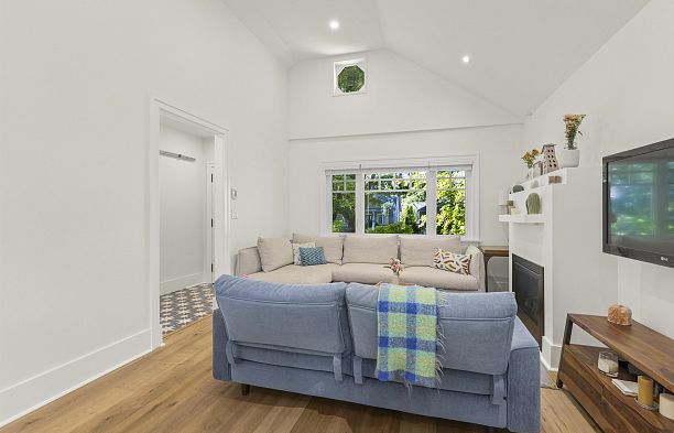 4044 W 15th Avenue Point Grey