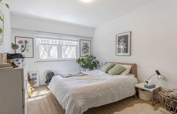 2325 W 8th Avenue Kitsilano