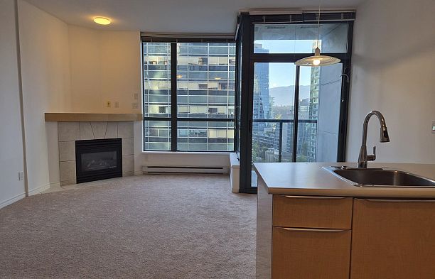 806 1239 W Georgia Street Coal Harbour