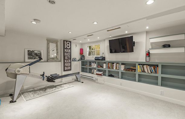 4044 W 15th Avenue Point Grey