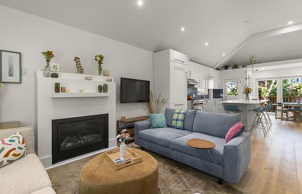 4044 W 15th Avenue Point Grey