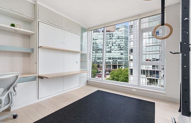 601 1499 W Pender Street Coal Harbour