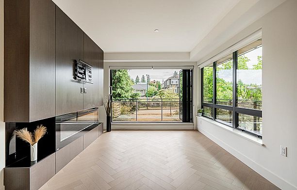 203 633 W King Edward Avenue Cambie